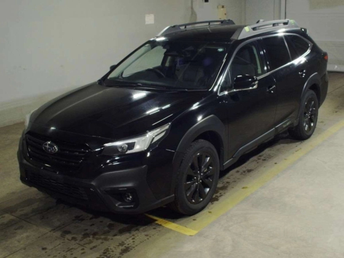 SUBARU LEGACY OUTBACK BT5 2024