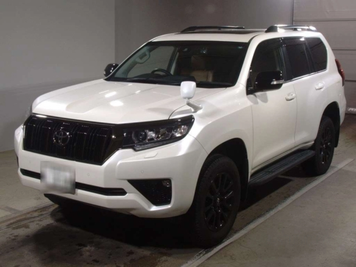 TOYOTA LAND CRUISER PRADO TRJ150W 2021