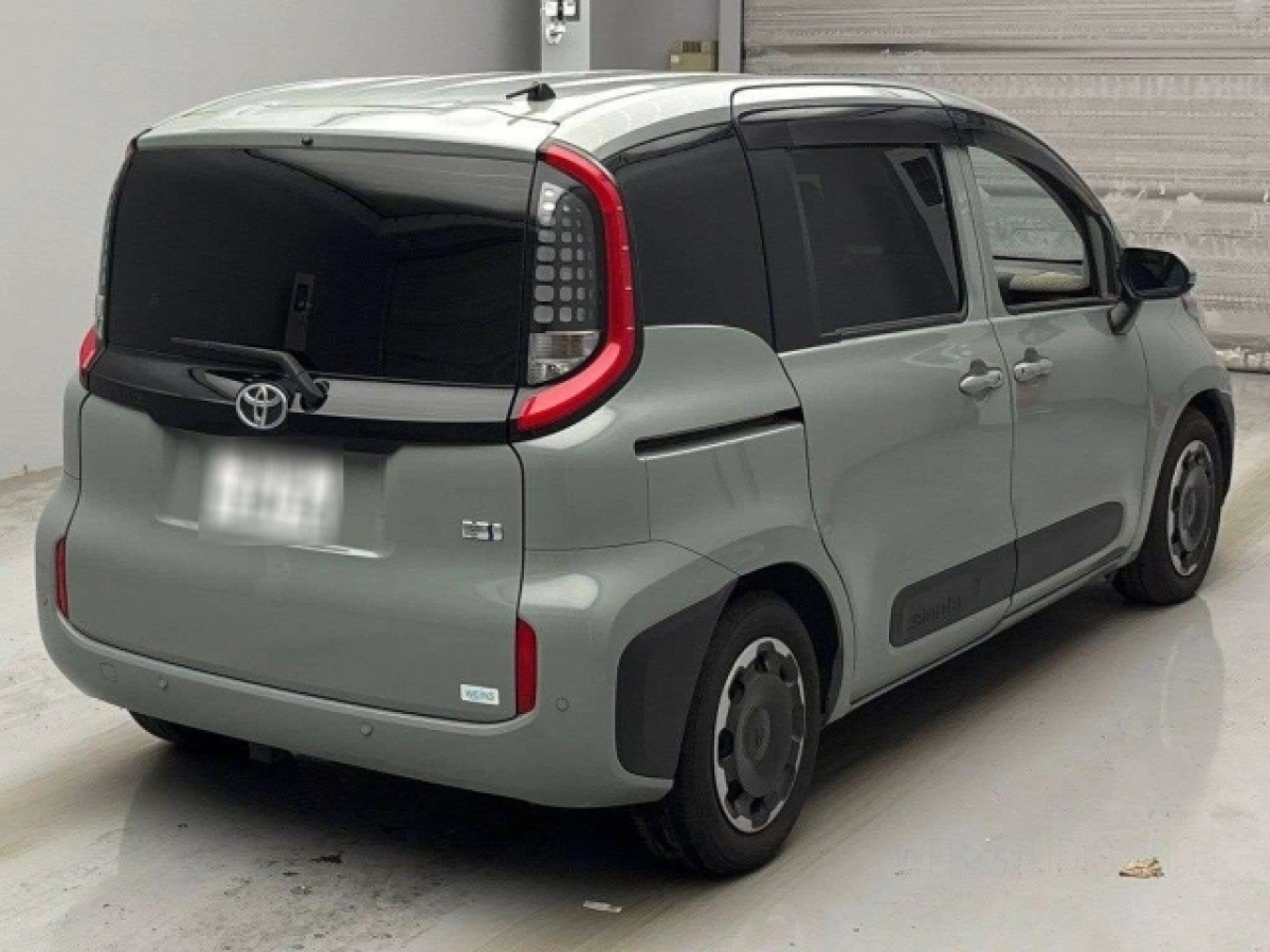 TOYOTA SIENTA