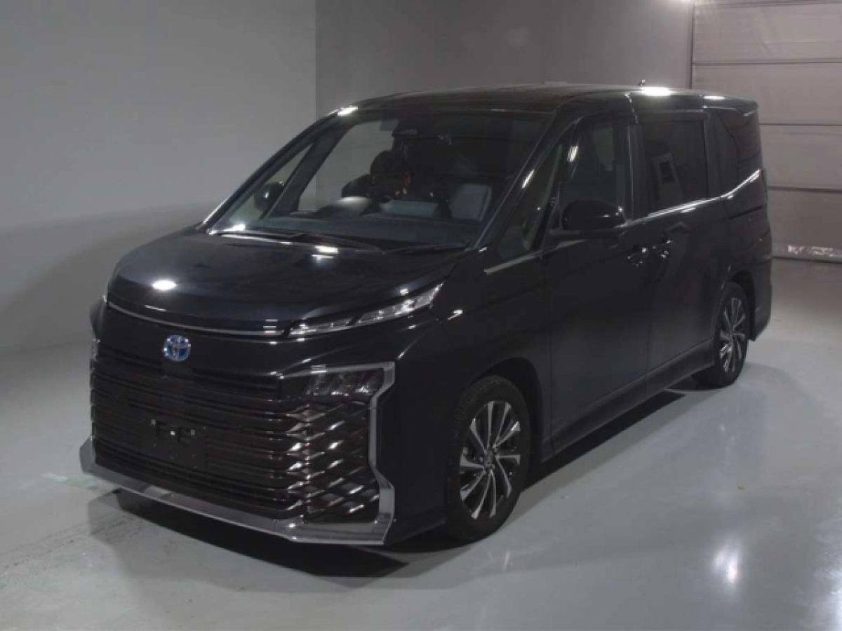 TOYOTA VOXY ZWR90W 2024