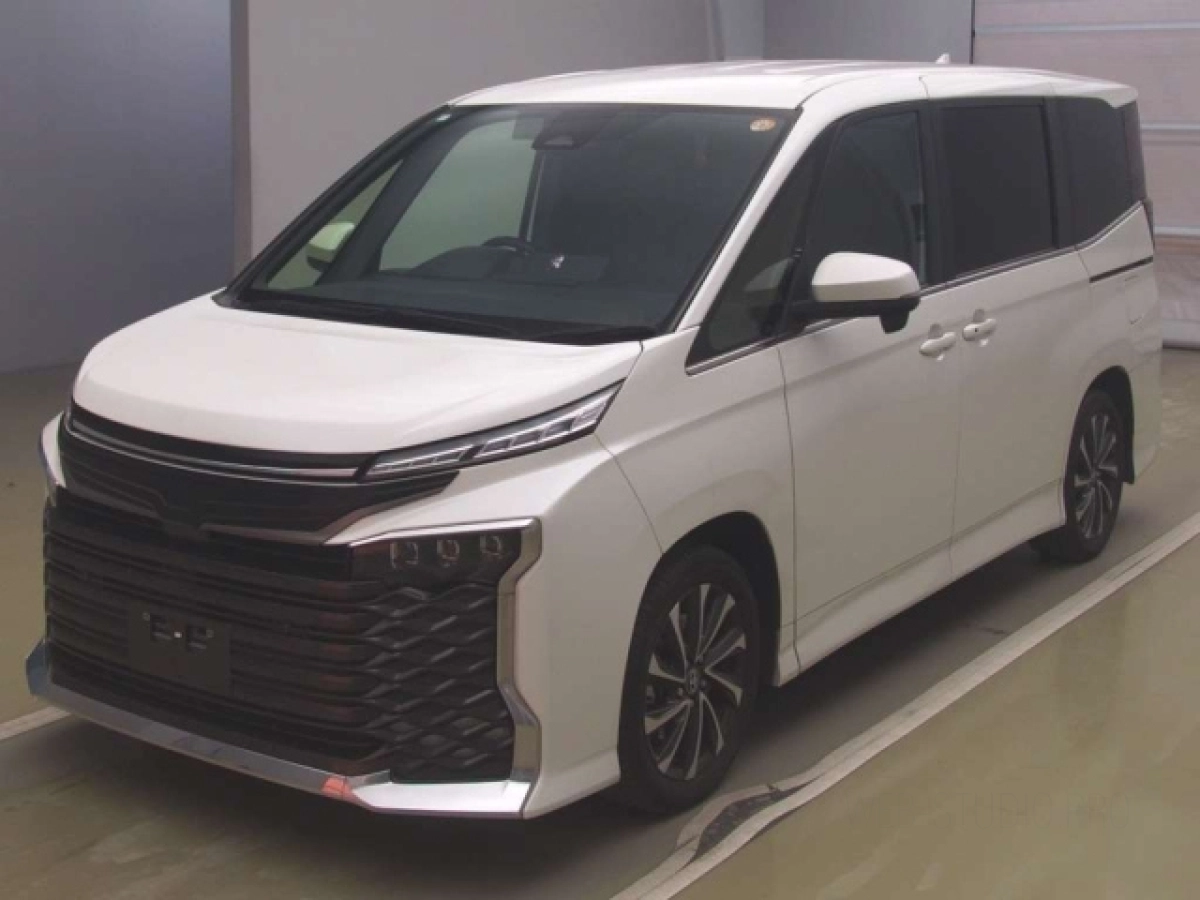 TOYOTA VOXY ZWR90W 2023