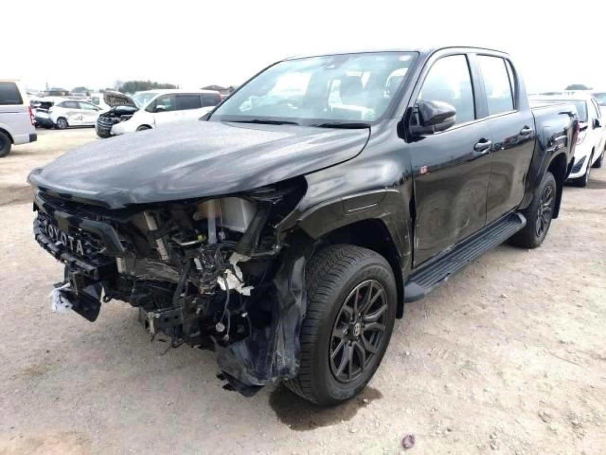 TOYOTA HILUX GUN125 2023
