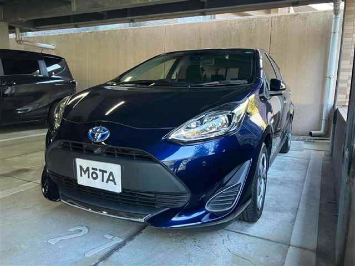 TOYOTA AQUA NHP10 2020
