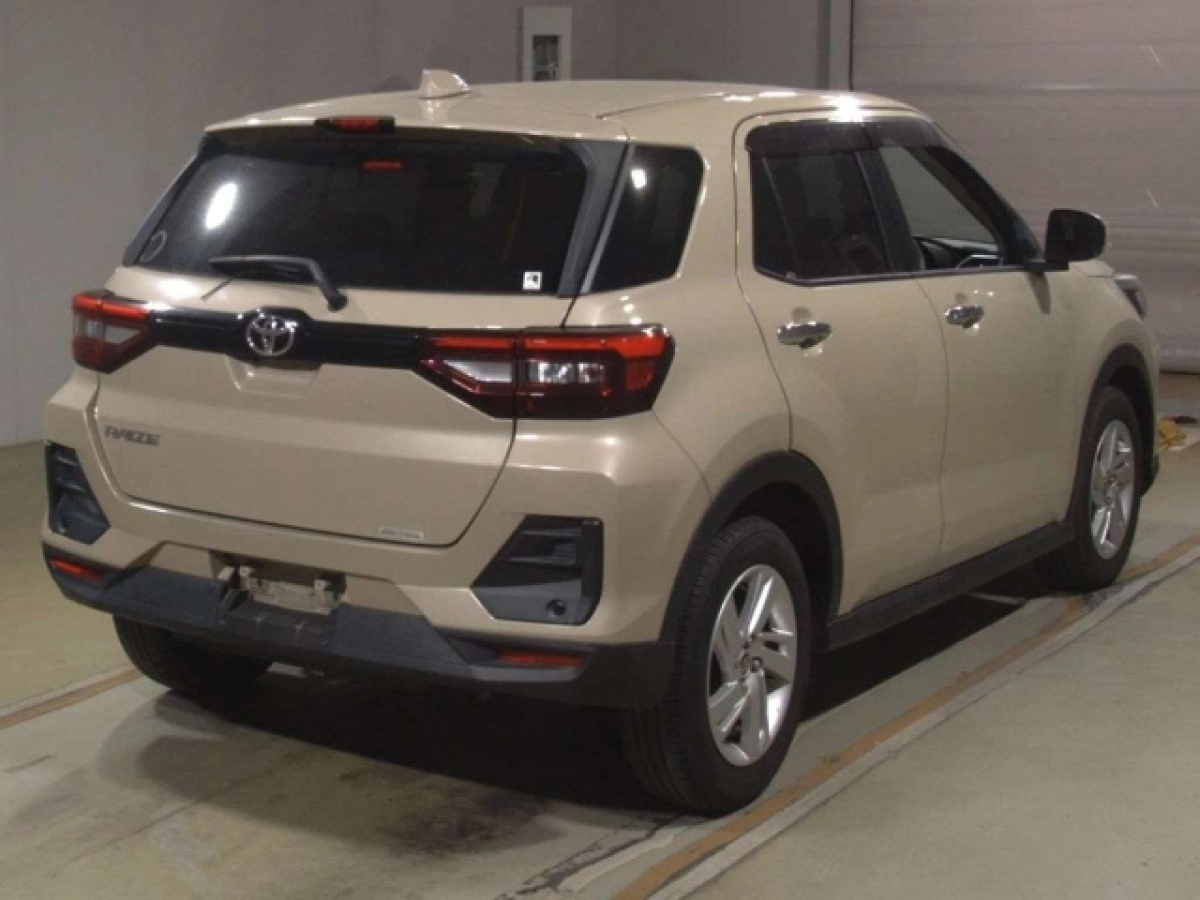 TOYOTA RAIZE