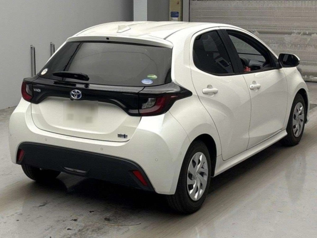 TOYOTA YARIS