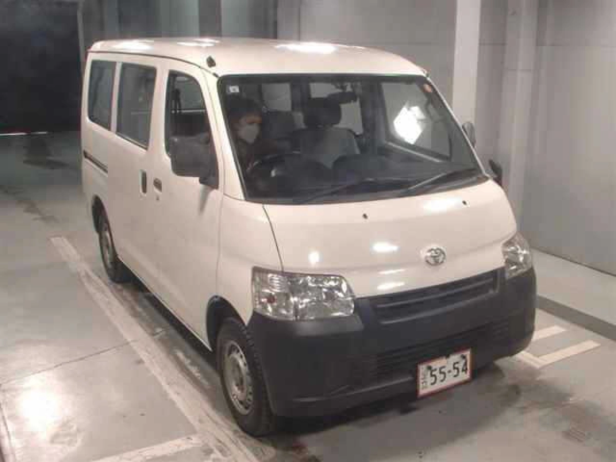 TOYOTA LITE ACE VAN S402M 2020