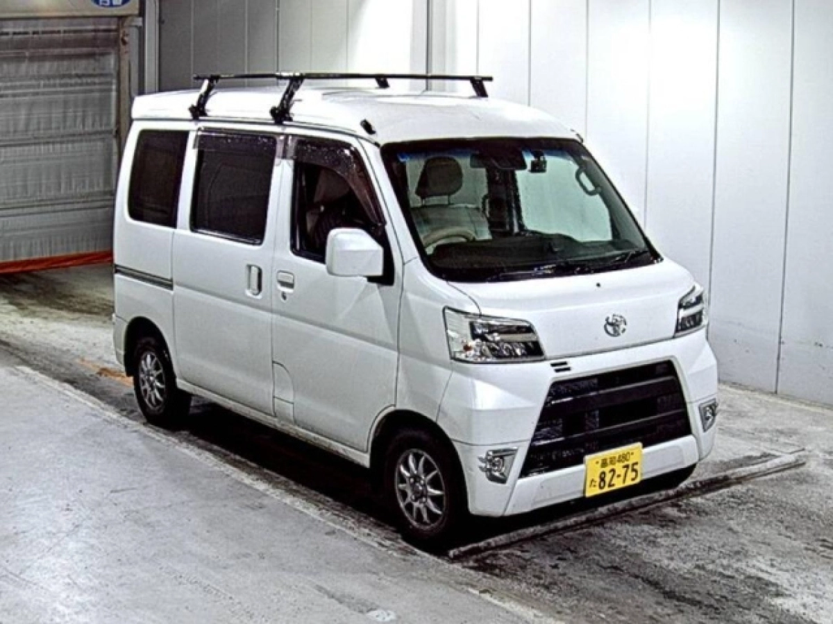 TOYOTA PIXIS VAN S331M 2021