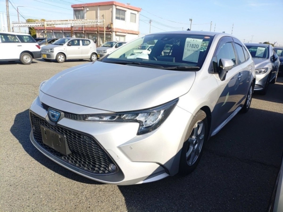 TOYOTA COROLLA ZWE214 2022