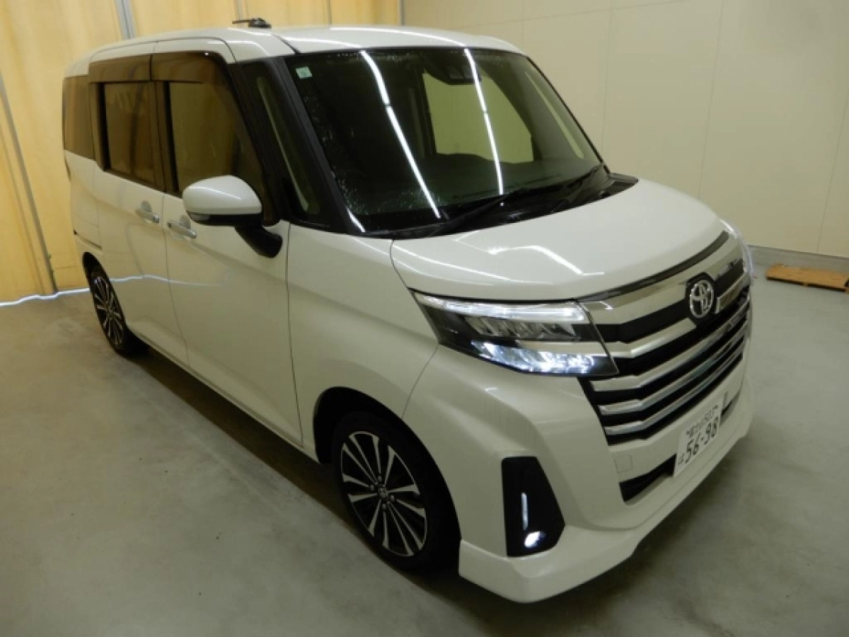 TOYOTA ROOMY M900A 2023