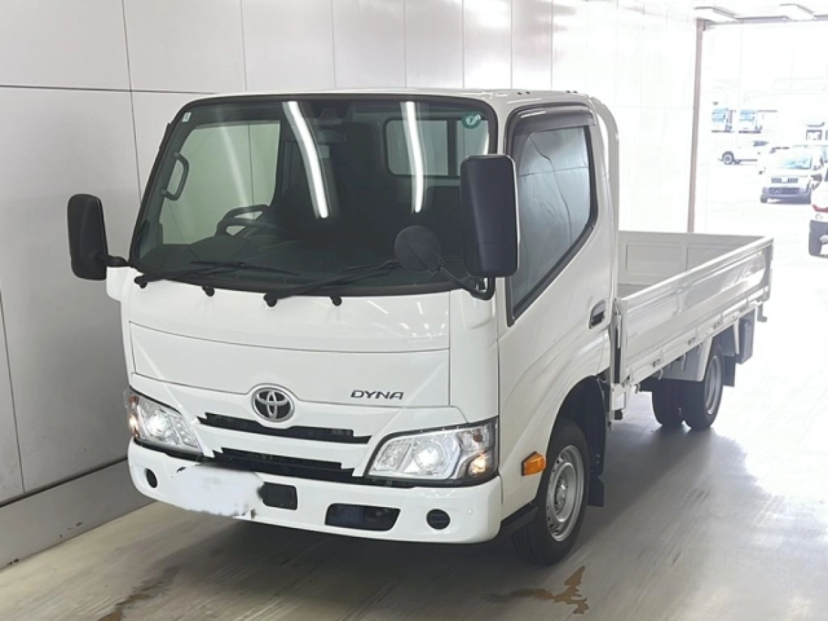 TOYOTA DYNA TRY230 2025