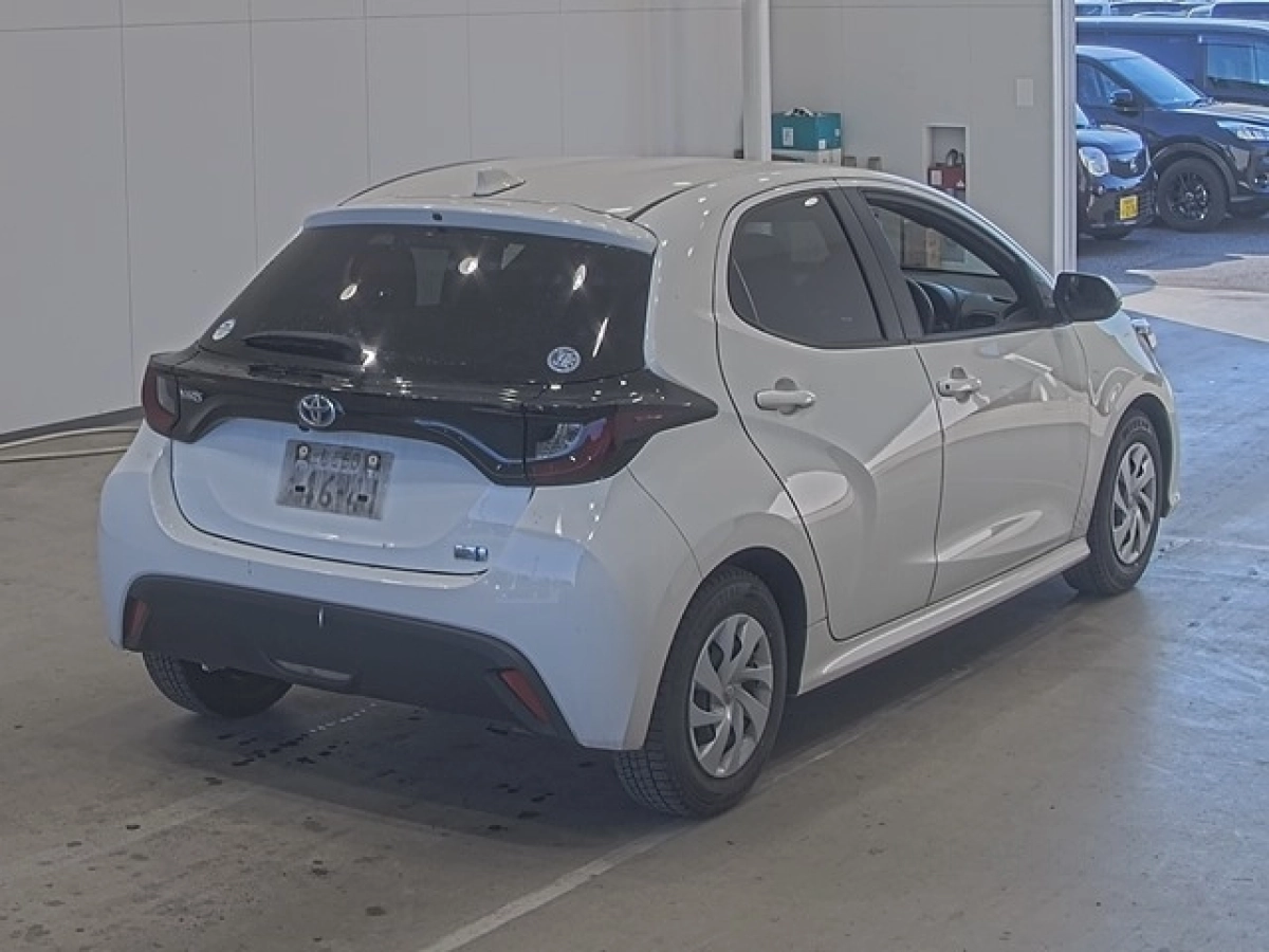 TOYOTA YARIS