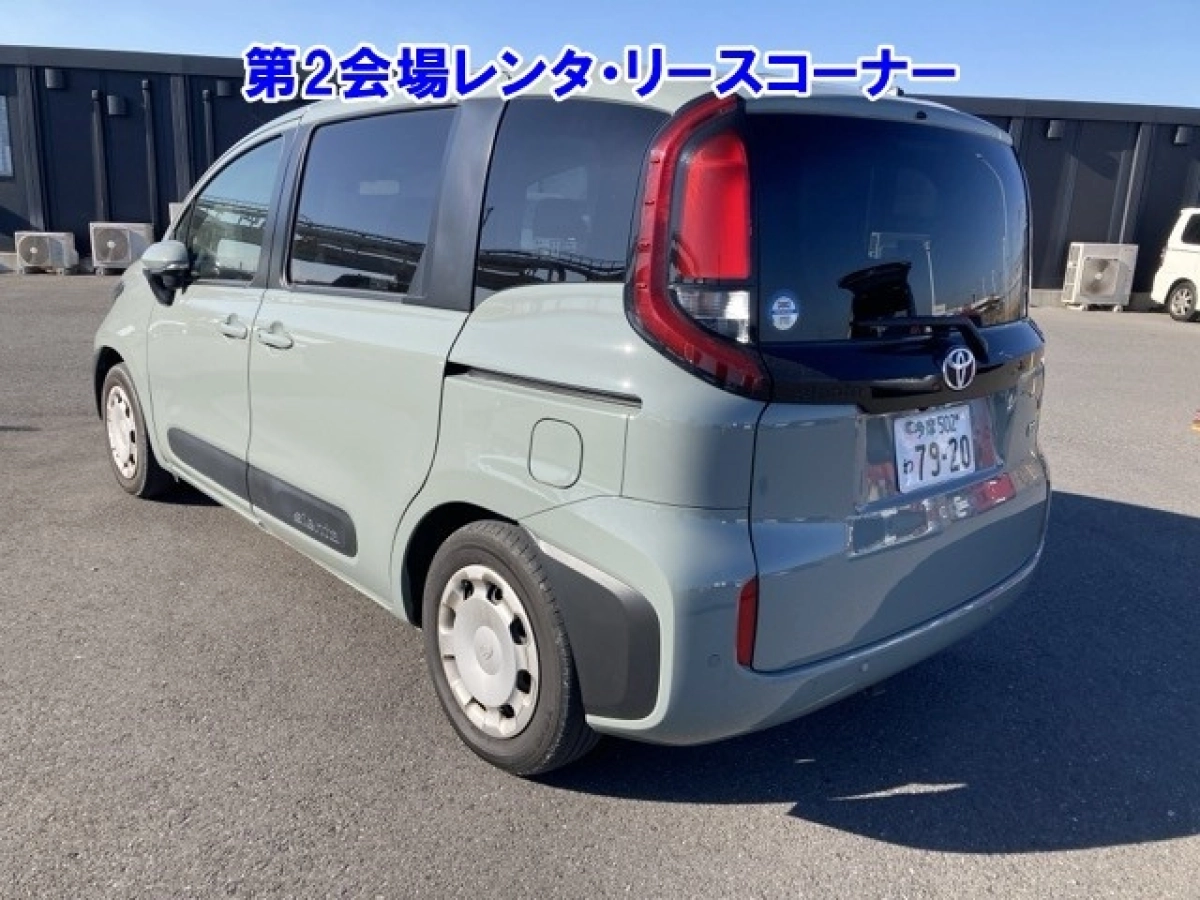 TOYOTA SIENTA