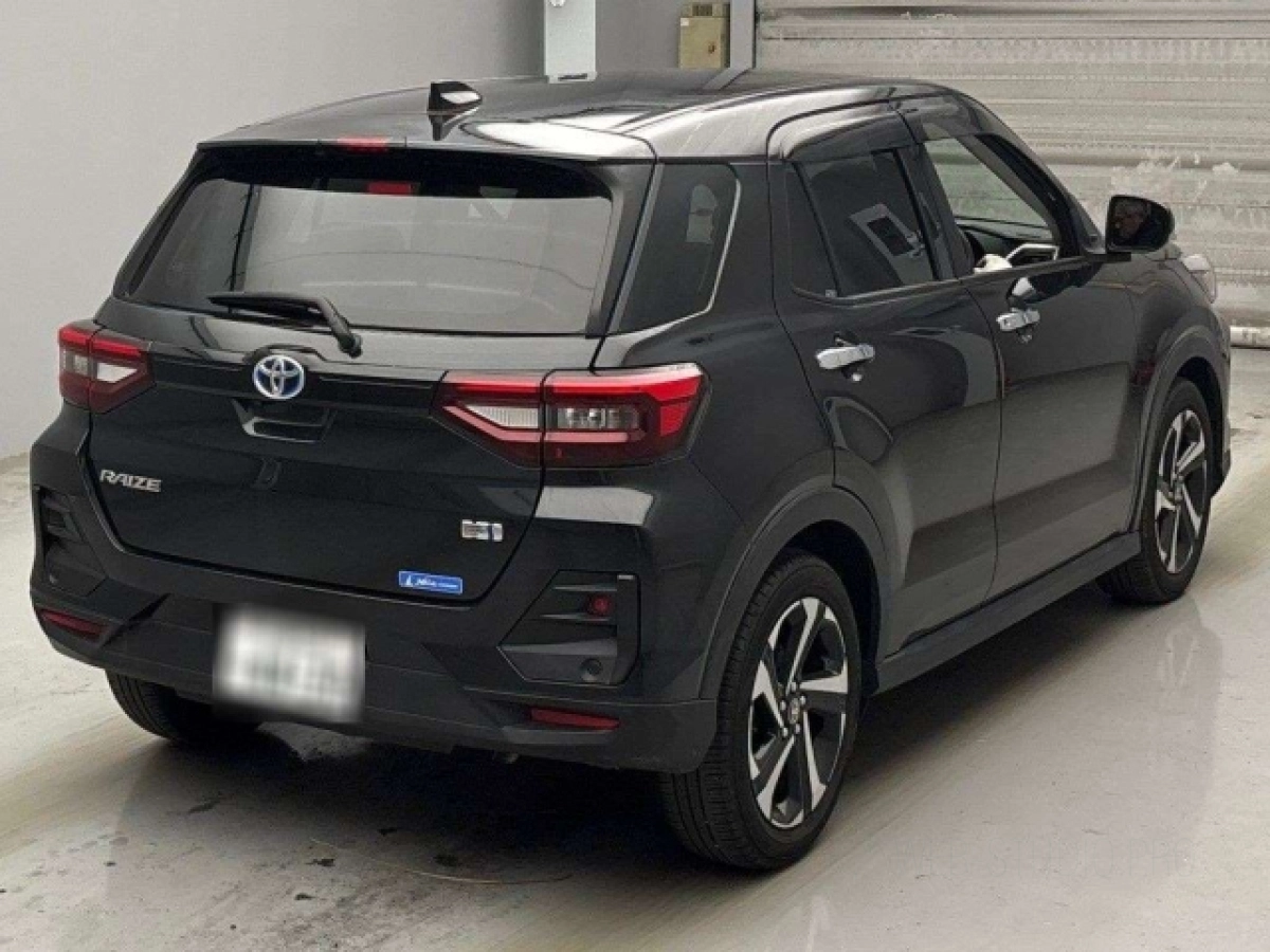 TOYOTA RAIZE