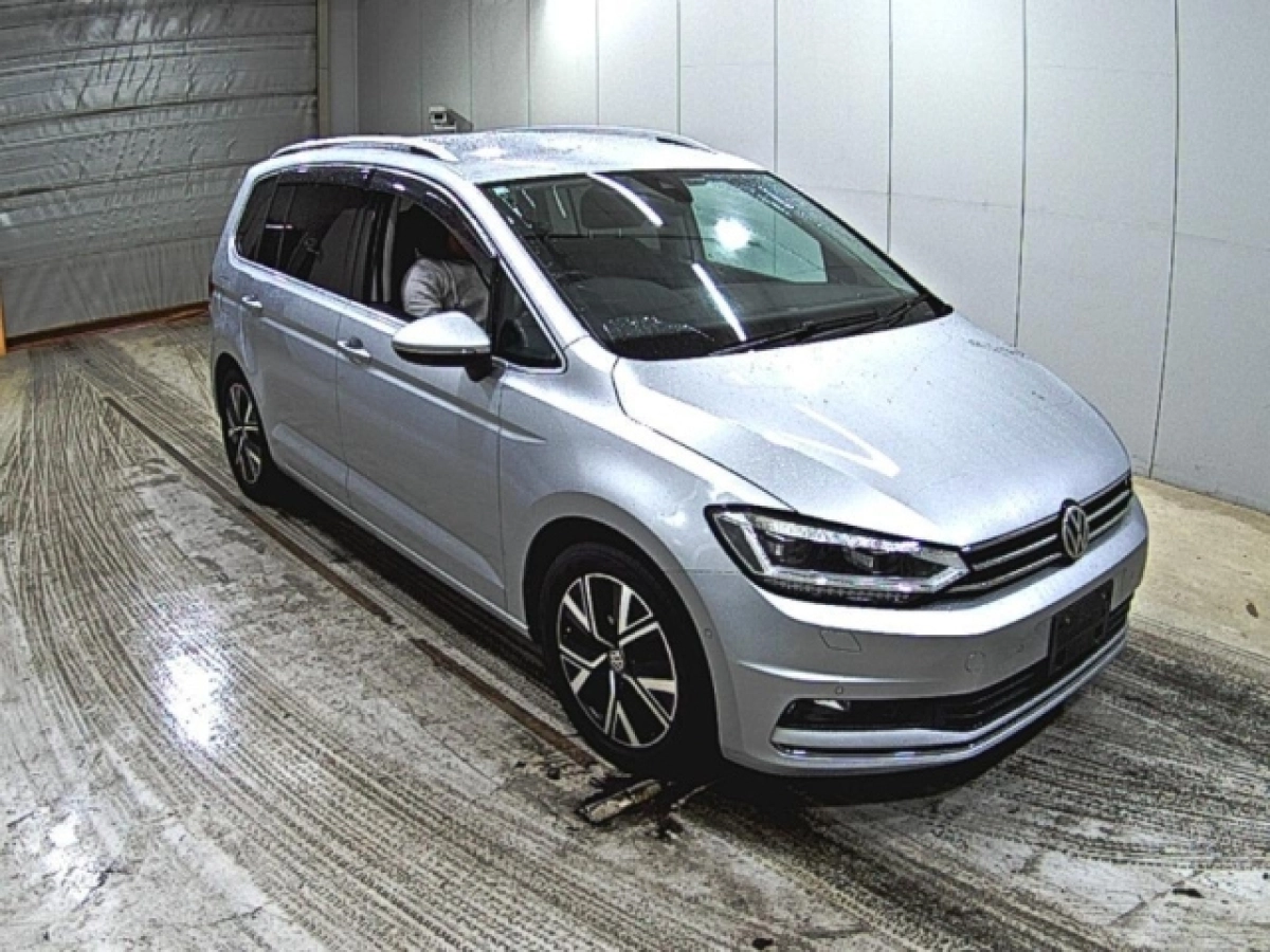 VOLKSWAGEN GOLF TOURAN 1TDFG 2020