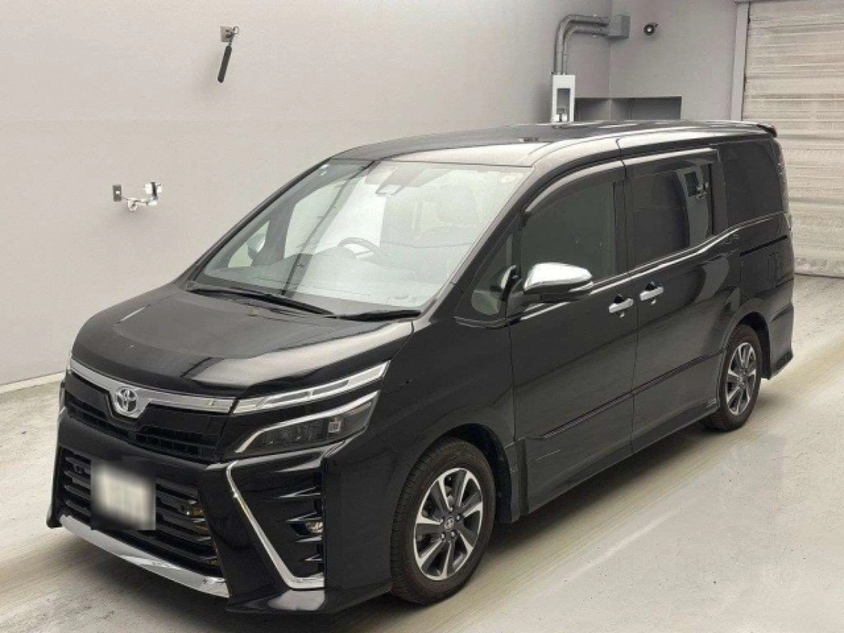TOYOTA VOXY ZRR80W 2021
