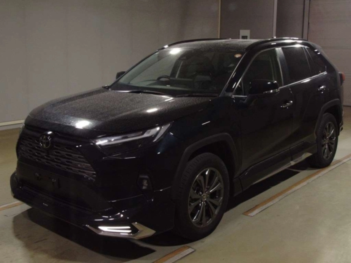 TOYOTA RAV4 AXAH54 2025