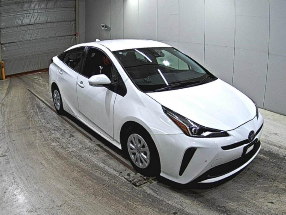 TOYOTA PRIUS ZVW51 2022