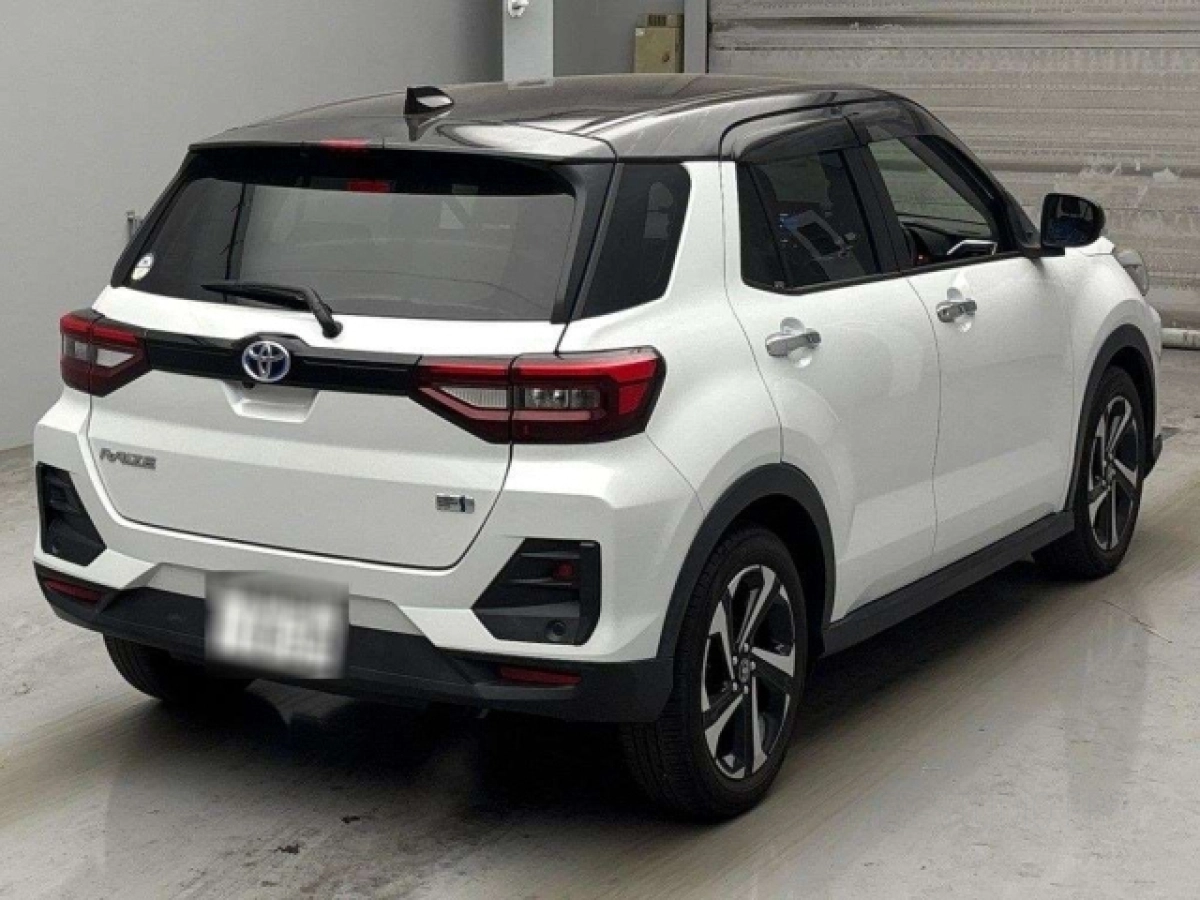 TOYOTA RAIZE