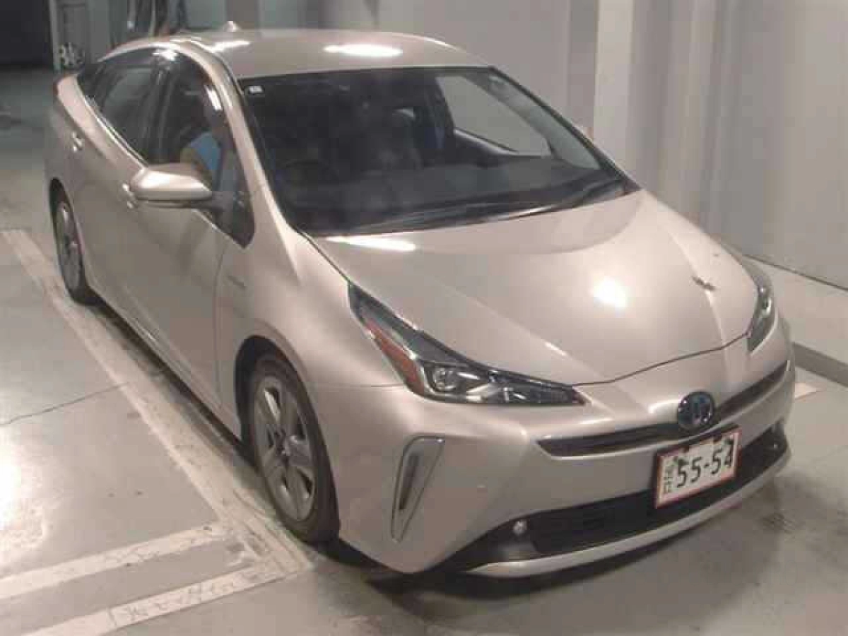 TOYOTA PRIUS ZVW51 2019