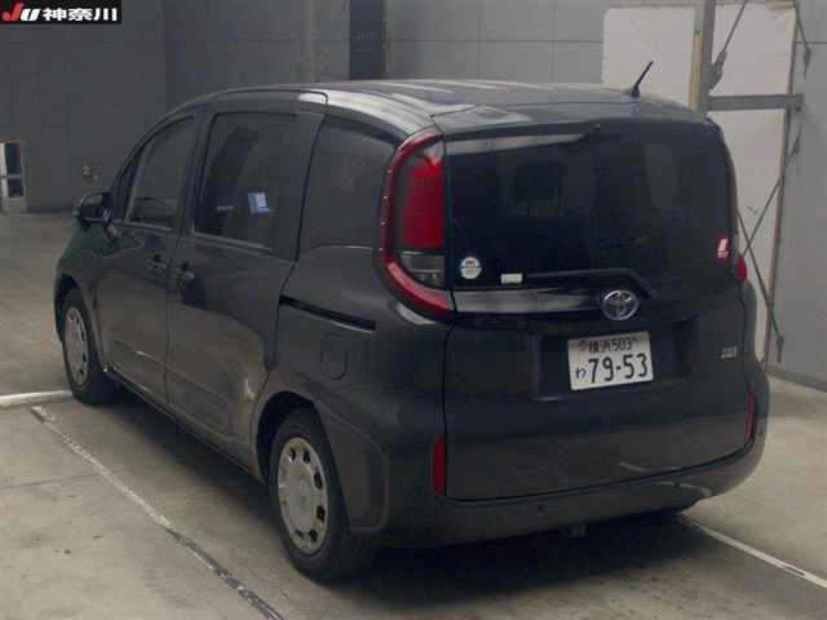 TOYOTA SIENTA