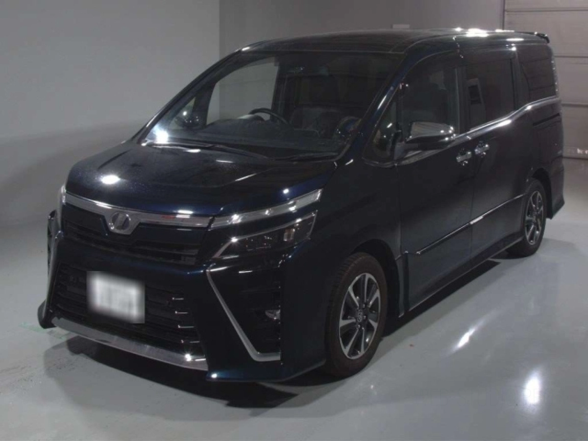 TOYOTA VOXY ZRR80W 2019