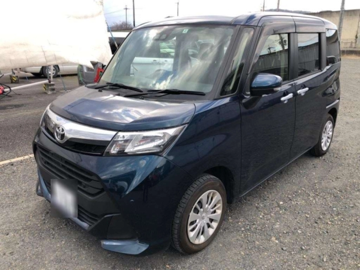 TOYOTA TANK M900A 2020