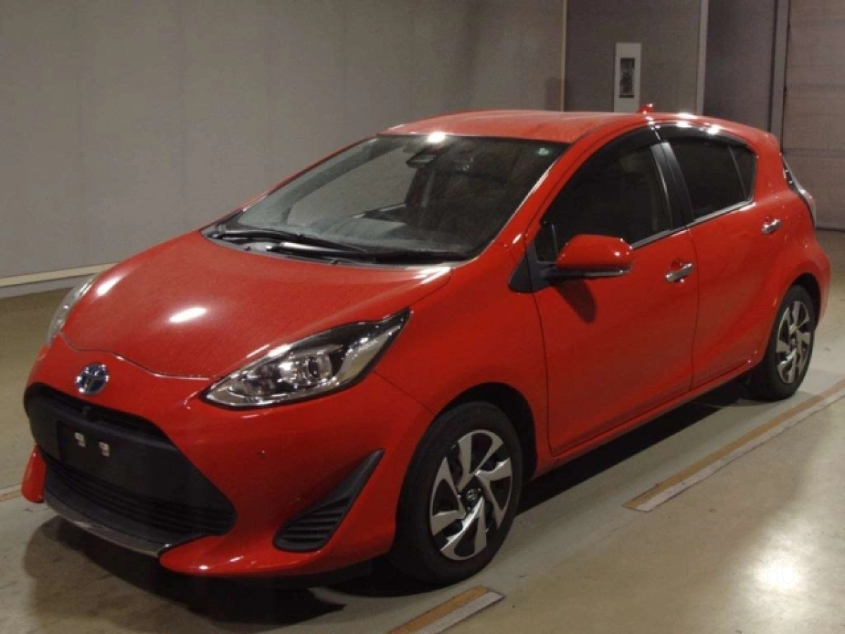 TOYOTA AQUA NHP10 2020