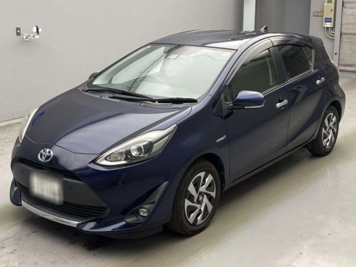 TOYOTA AQUA NHP10 2020