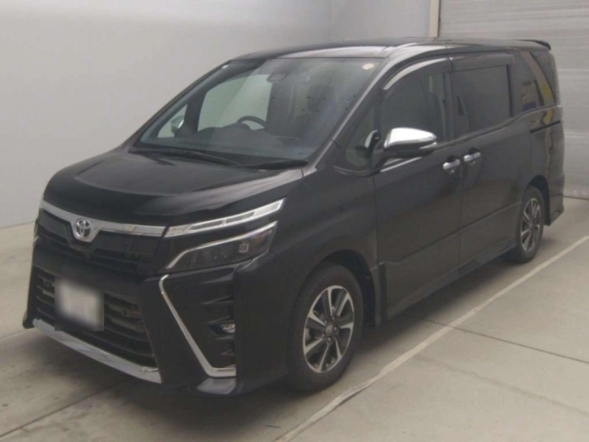 TOYOTA VOXY ZRR80W 2021