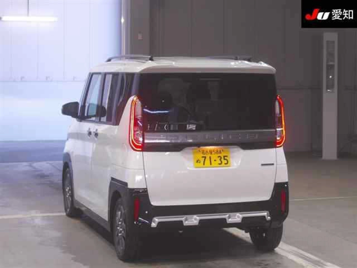 MITSUBISHI DELICA MINI