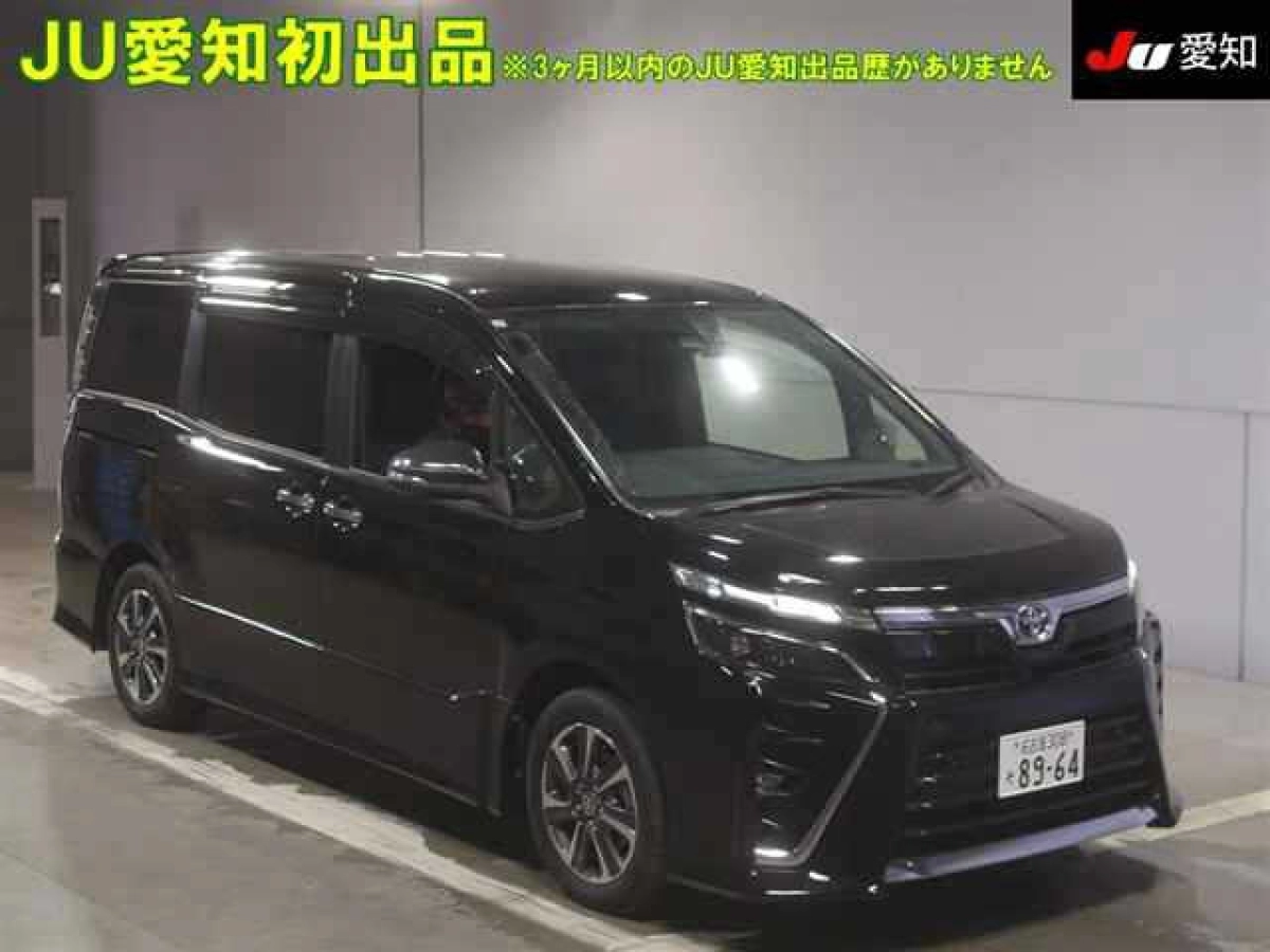 TOYOTA VOXY ZRR80W 2021