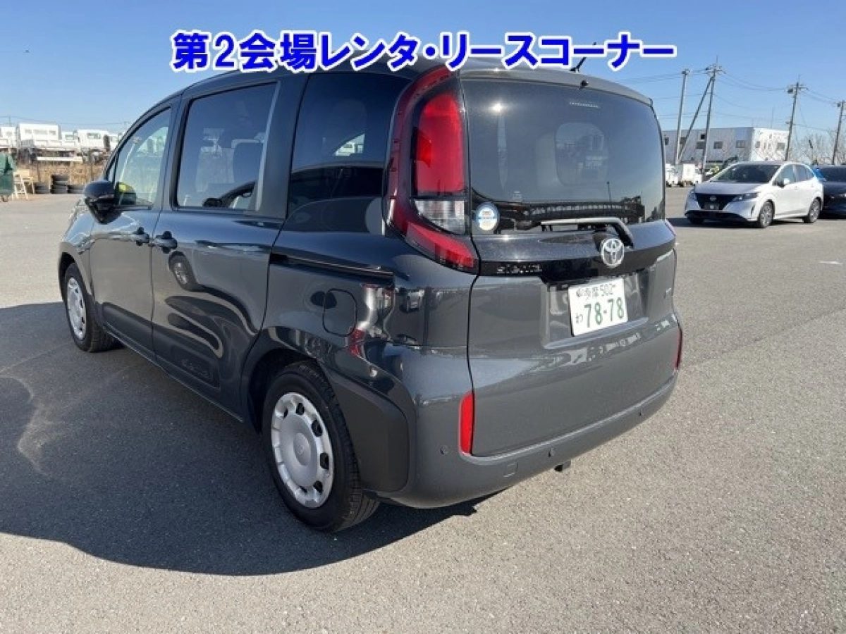 TOYOTA SIENTA