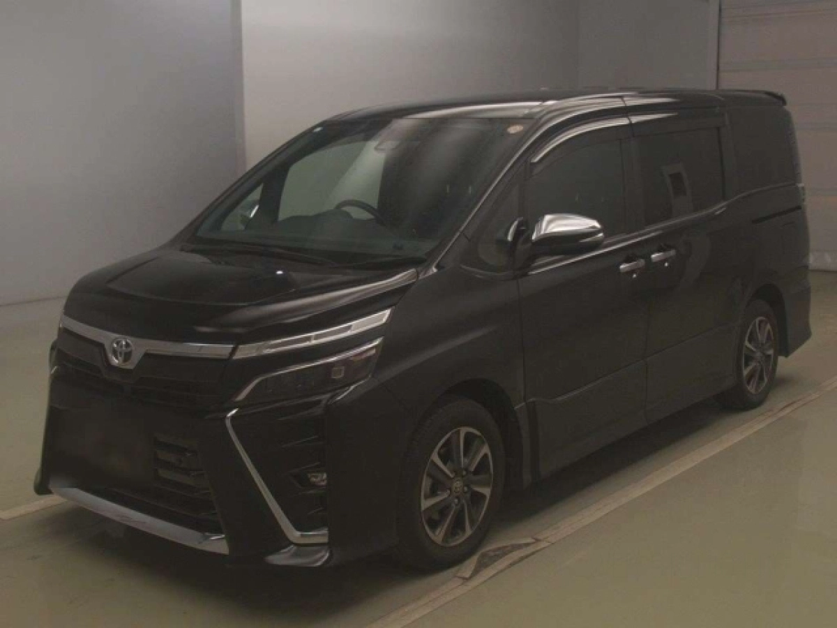 TOYOTA VOXY ZRR80W 2021