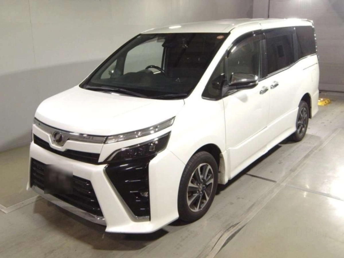 TOYOTA VOXY ZRR85W 2019