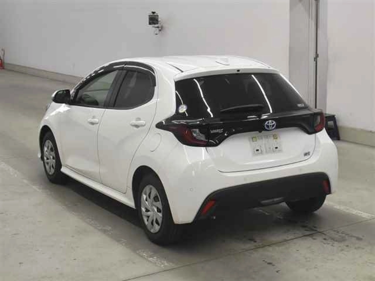 TOYOTA YARIS