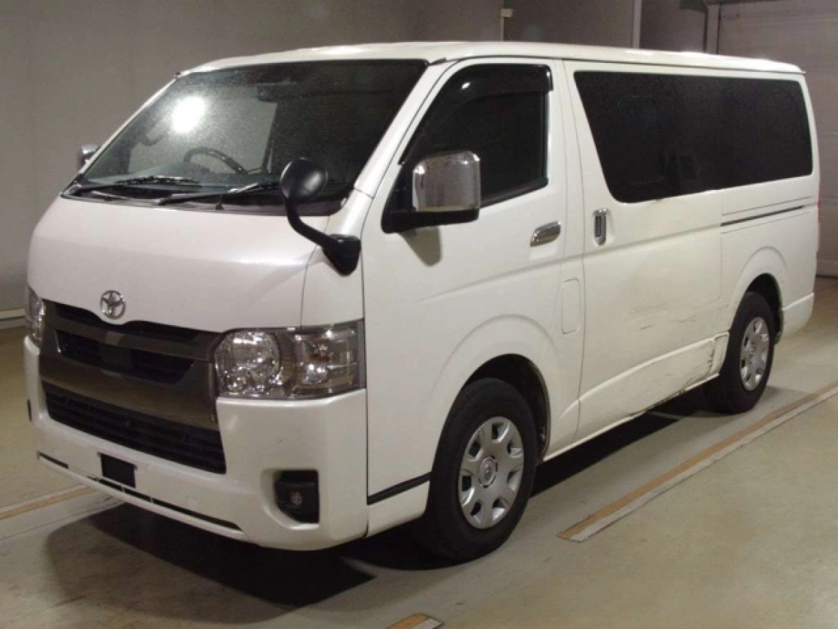 TOYOTA HIACE VAN GDH201V 2023