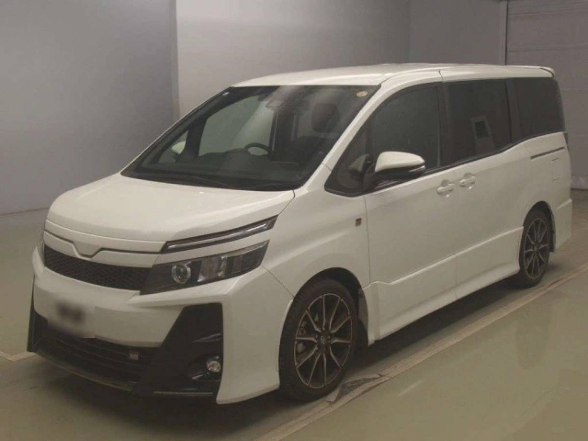 TOYOTA VOXY ZRR80W 2021