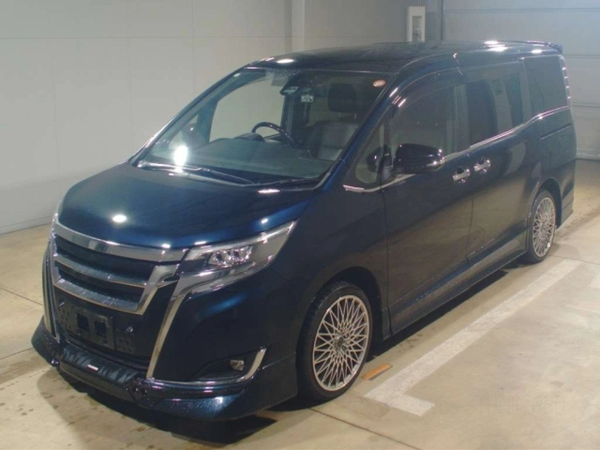 TOYOTA ESQUIRE ZRR80G 2019