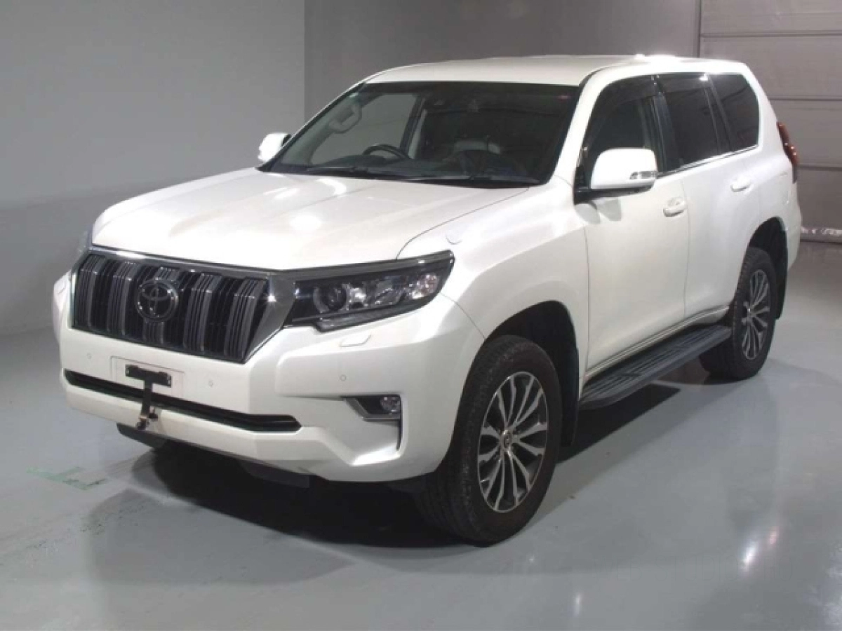 TOYOTA LAND CRUISER PRADO GDJ150W 2020