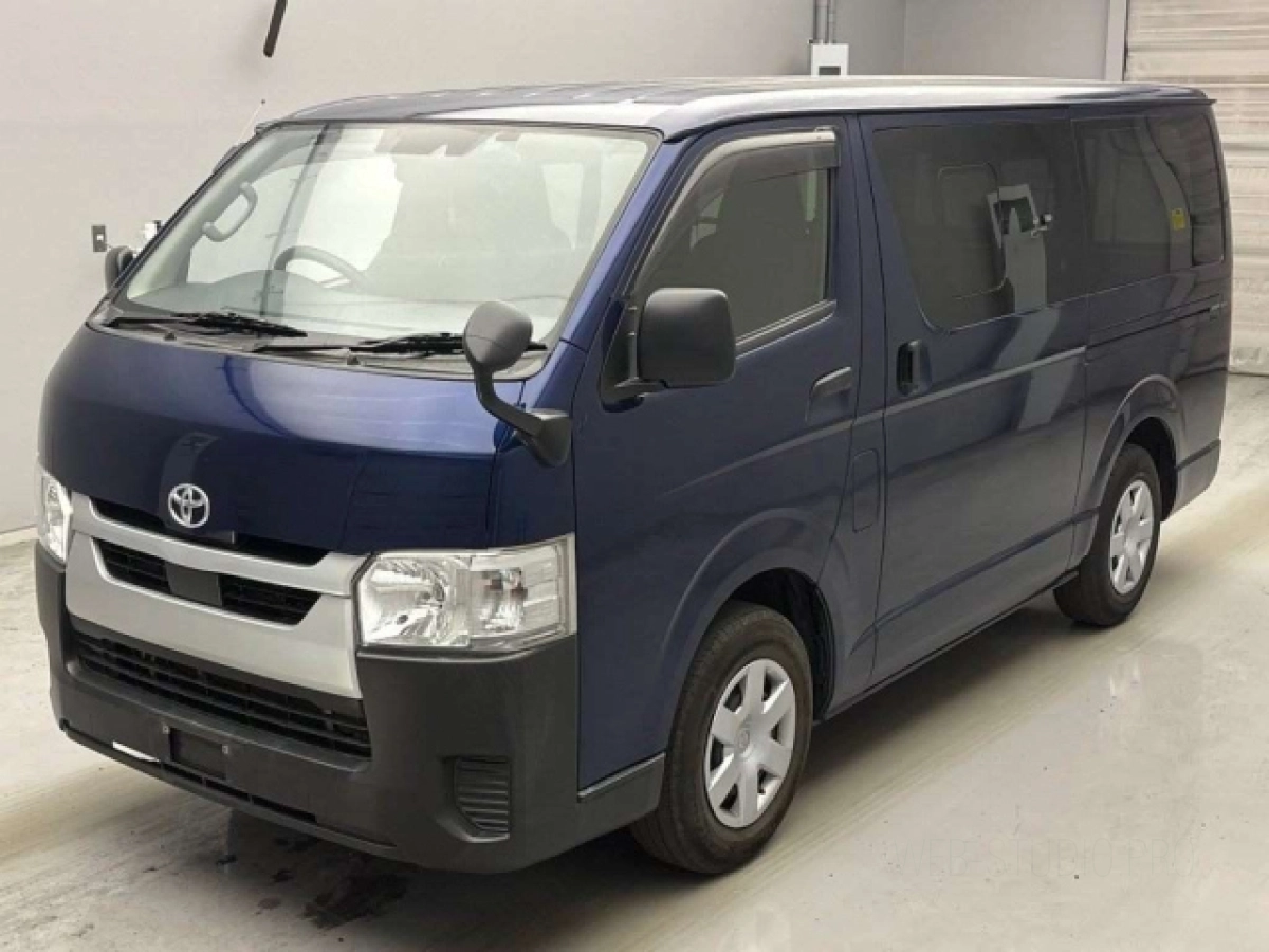 TOYOTA HIACE VAN TRH200V 2020