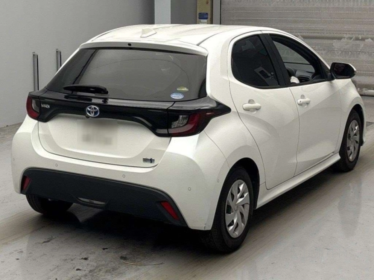 TOYOTA YARIS