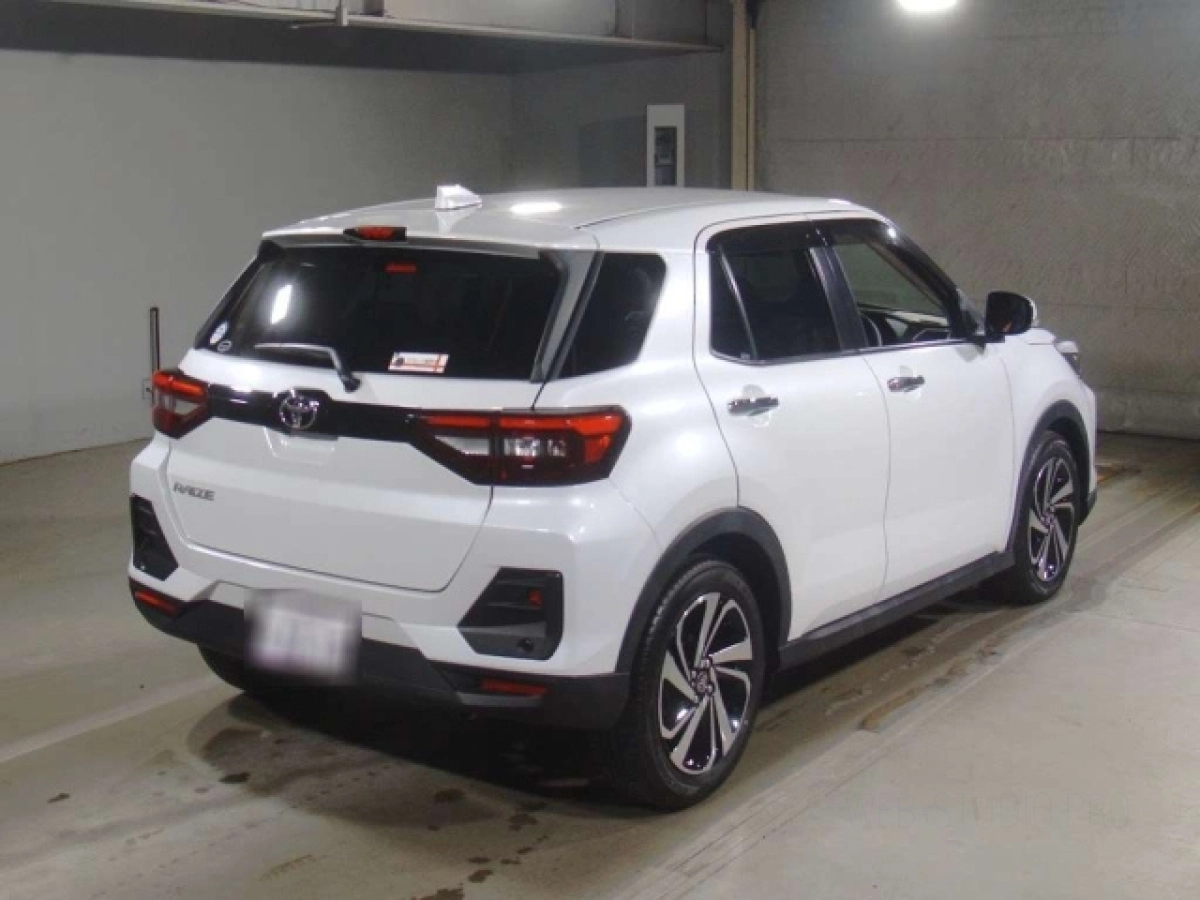 TOYOTA RAIZE