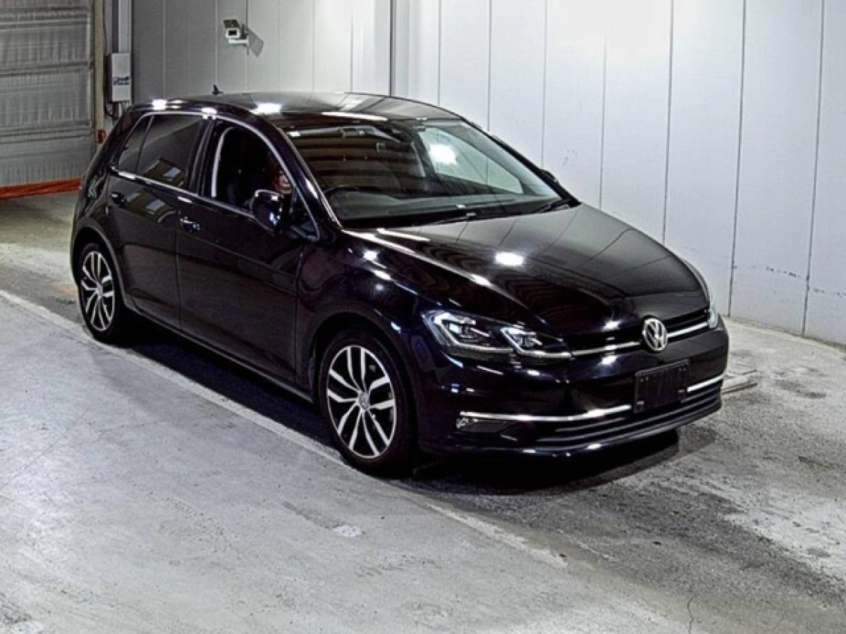 VOLKSWAGEN GOLF AUCPT 2019
