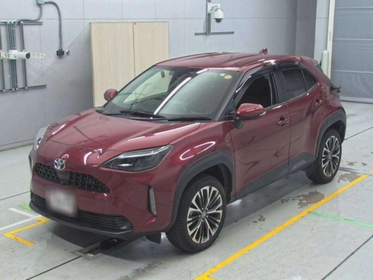 TOYOTA YARIS CROSS