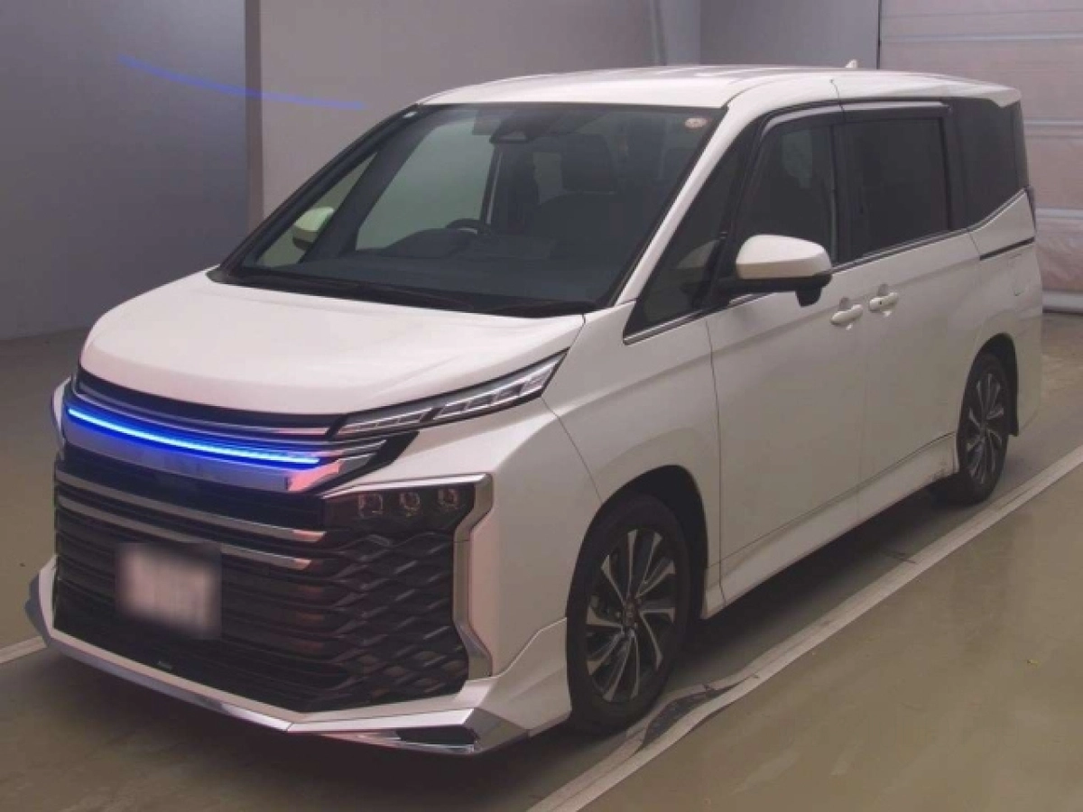 TOYOTA VOXY ZWR90W 2023