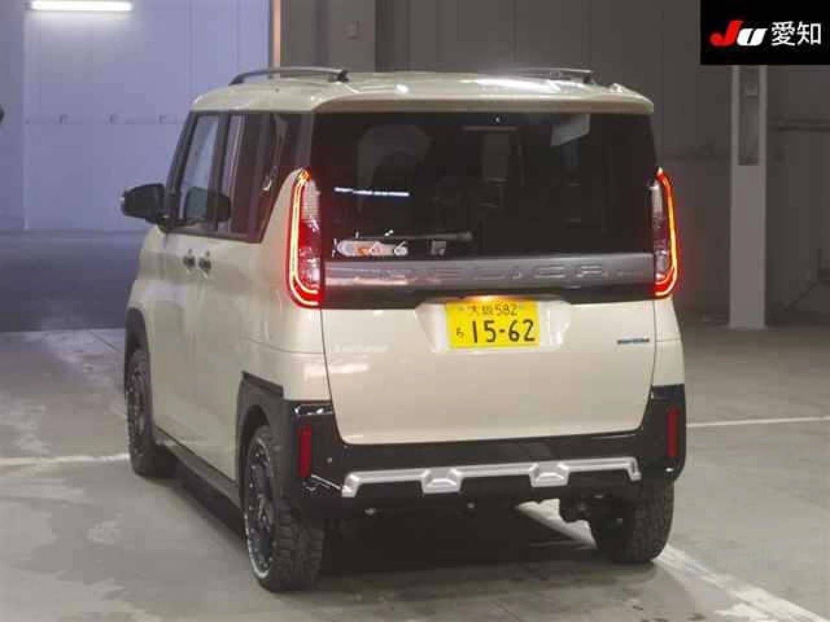 MITSUBISHI DELICA MINI