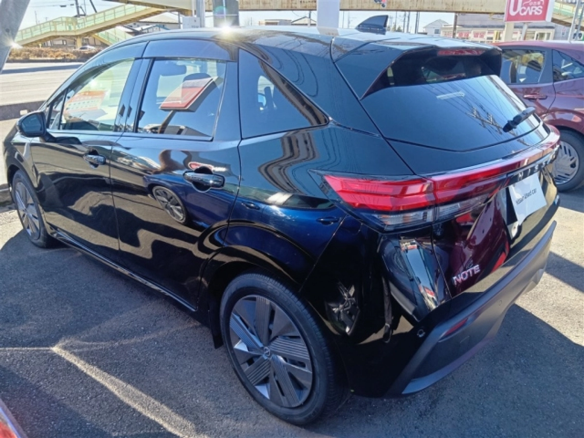 NISSAN NOTE