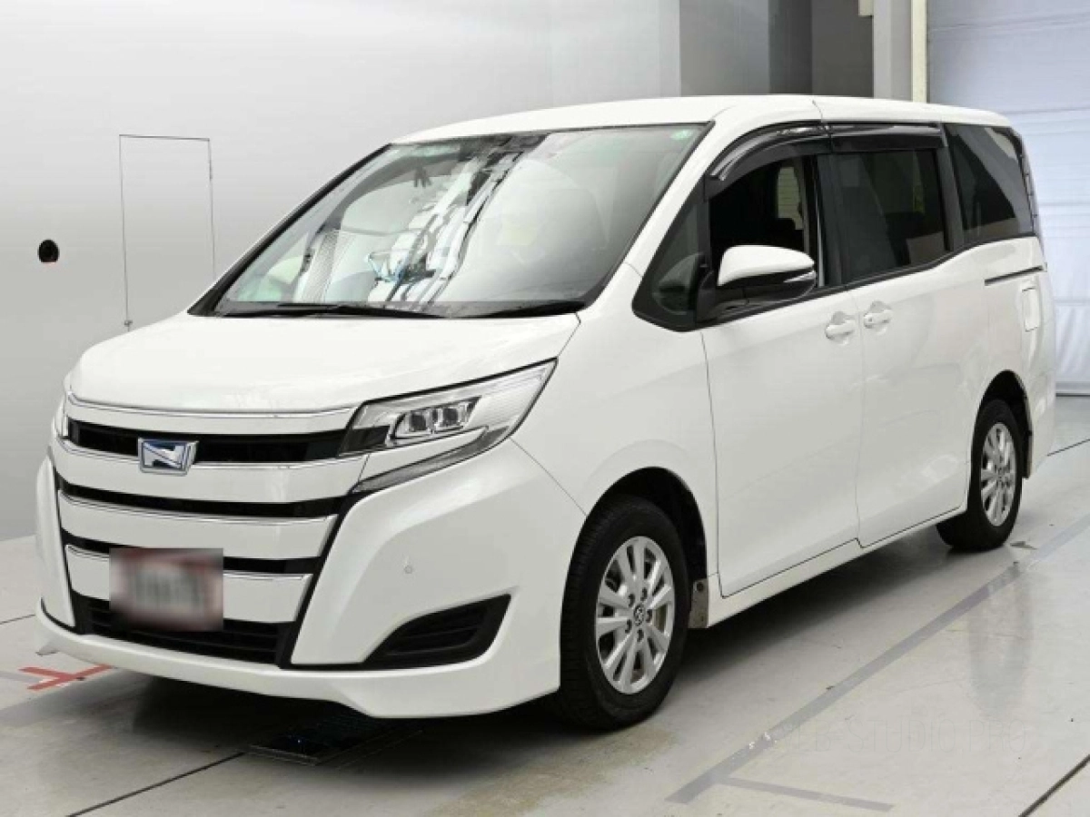 TOYOTA NOAH ZWR80G 2020