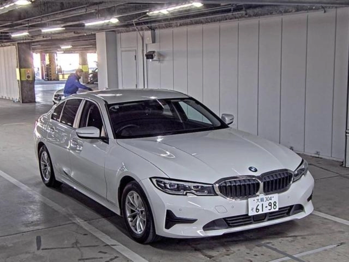 BMW 3 SERIES 5F20 2019