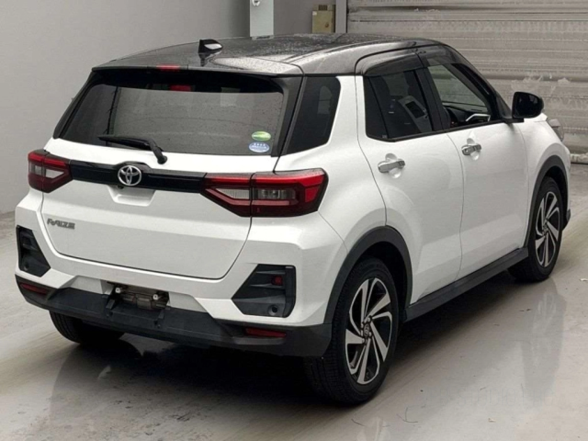 TOYOTA RAIZE